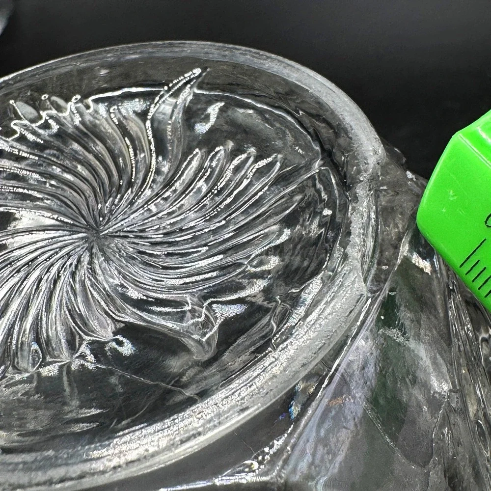 Vtg. Pressed Glass Sunflower Large Lidded Sugar Bowl Clear‎ Floral Double Handle